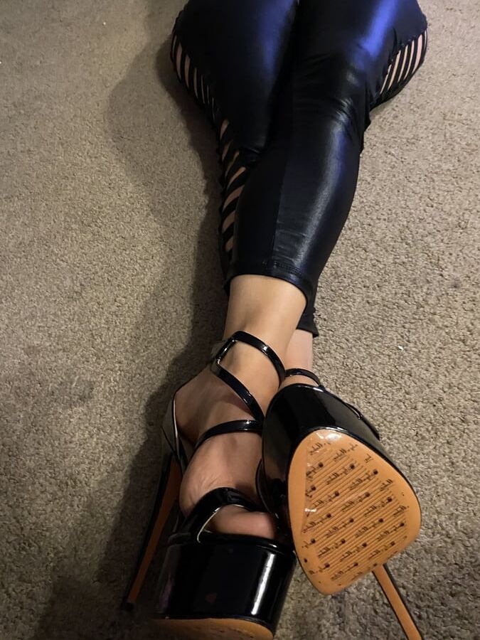 Fuck me heels