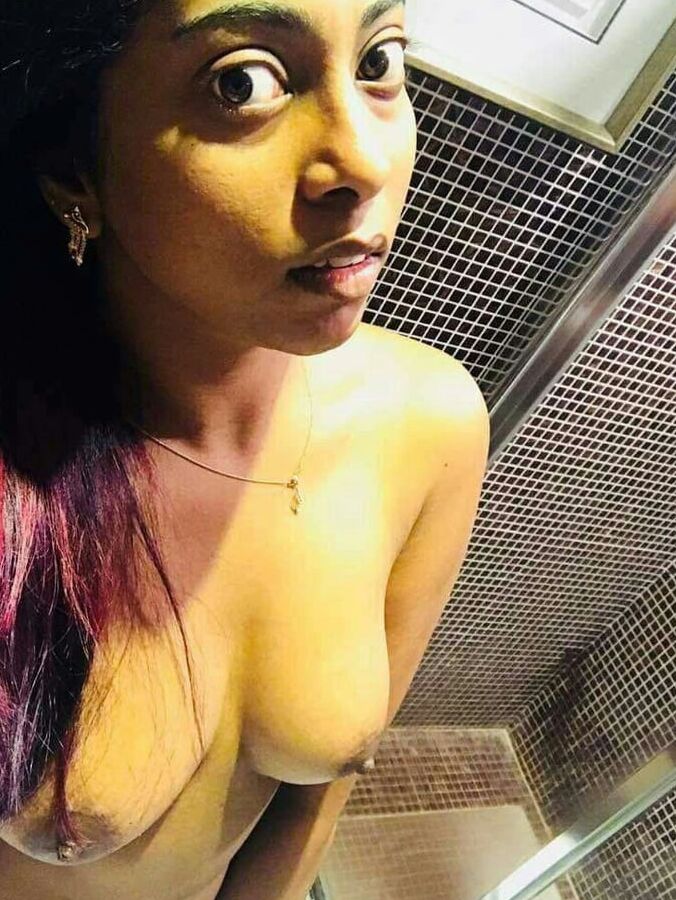 Desi Nude Horny Sluts Collection