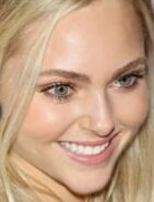 ANNASOPHIA ROBB