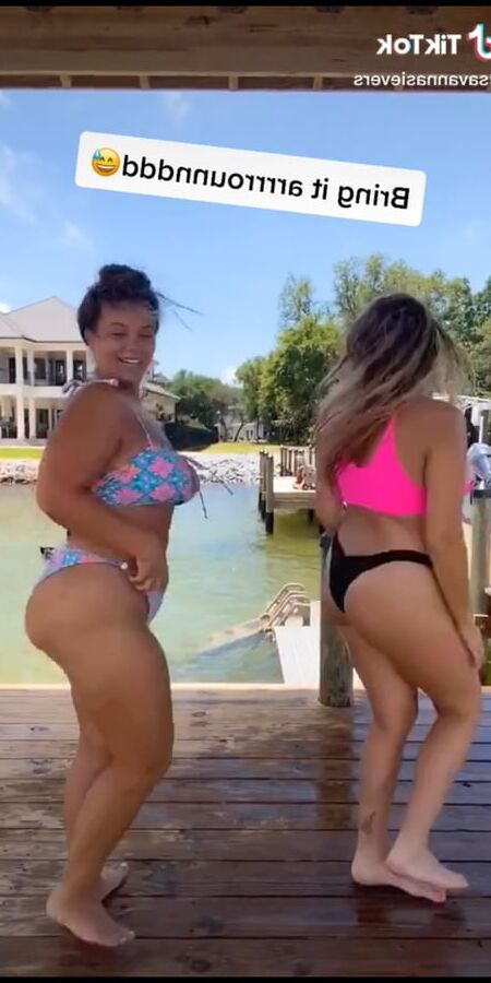 Tik Tok Females
