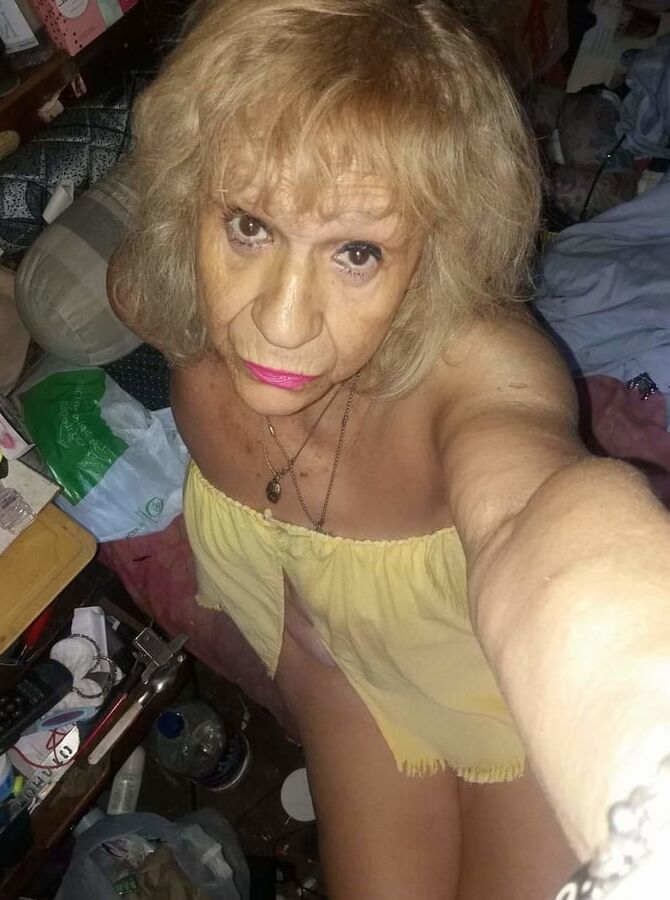 Abuela caliente