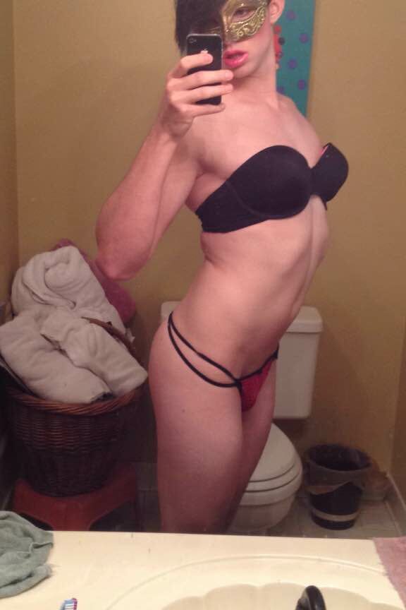 Sissy Tracy