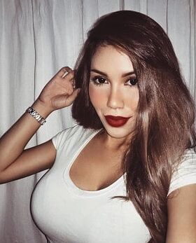 SG Malay - Izza