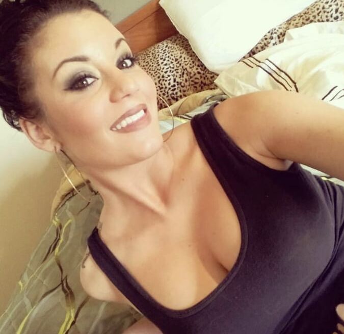 HOT Virginia Former Hooters Girl