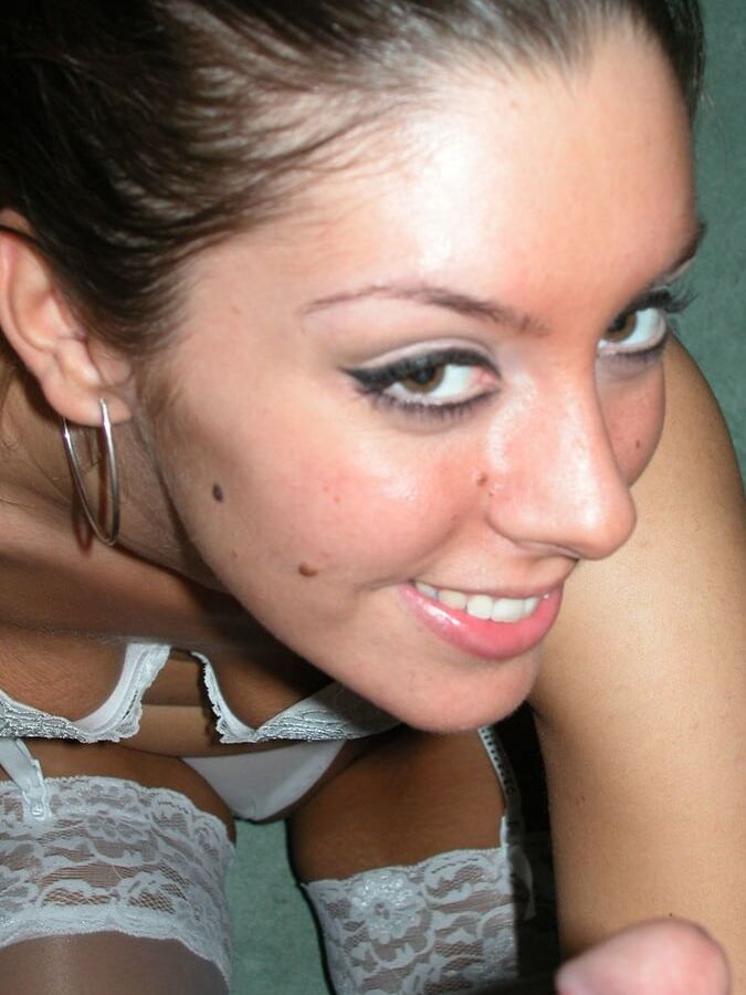 Slutty Brunette Life ()