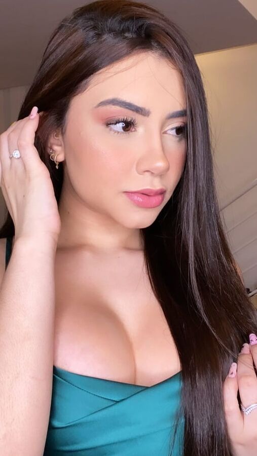 Taina Costa
