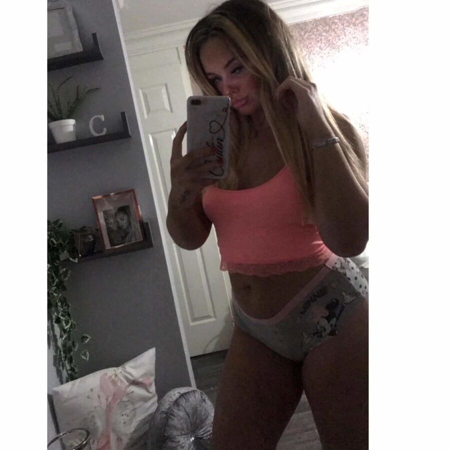 Horny Belfast girl