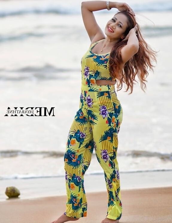 Sri Lankan Actress Medha Jayarathna Armpits