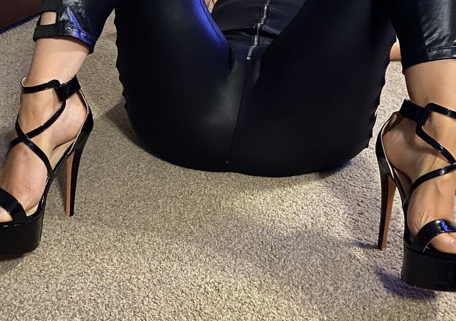 Fuck me heels