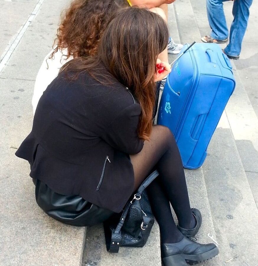 Street Pantyhose - Unaware Cunny on the Street
