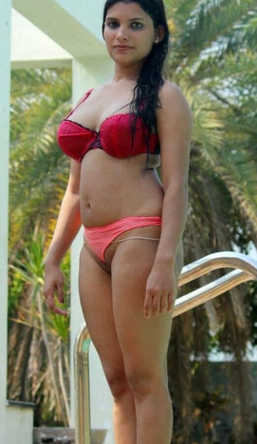 Desi Sweet MILF