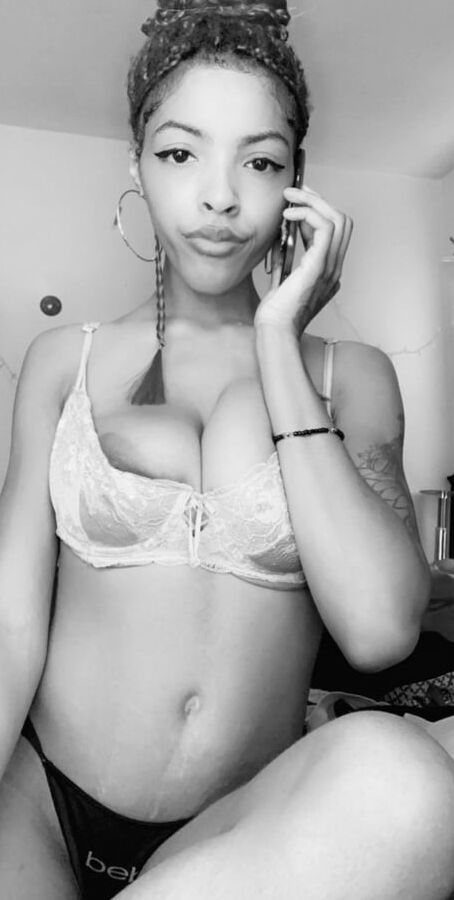 THIS BITCH IS MSHOLLYWOODX