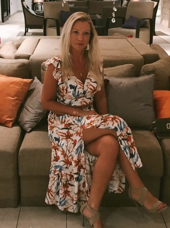 milf ogretmenim sert yorum