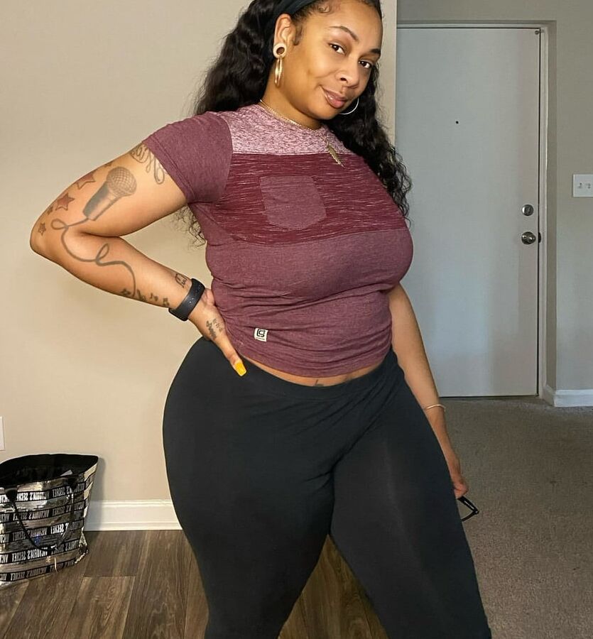 Pretty Chubby id fuck