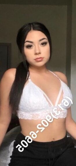 Latina Escort