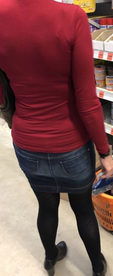 Really Sexy Milf in hardware store