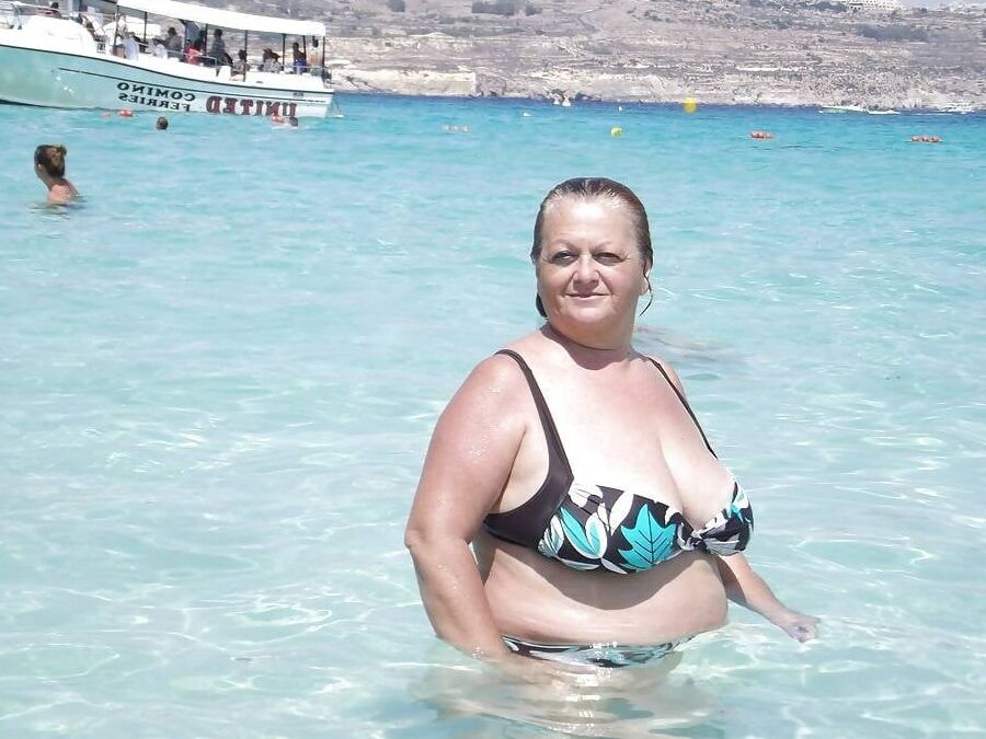 Bbw mix (Big older women in swimsuite)