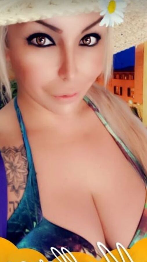 Big Bobs and ass