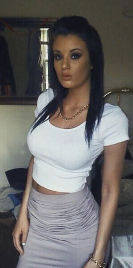 HOT Virginia Former Hooters Girl