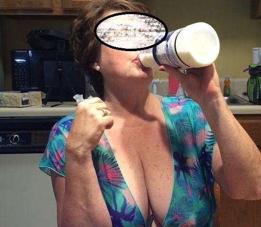 Voyeur boobs mother