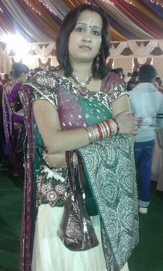 Looking mom