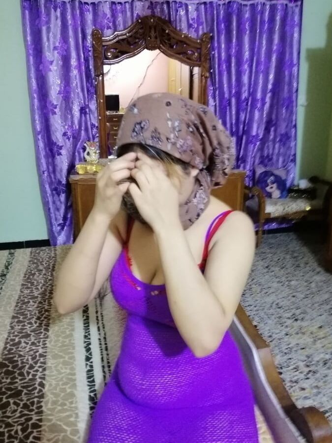 Iraqi Wife
