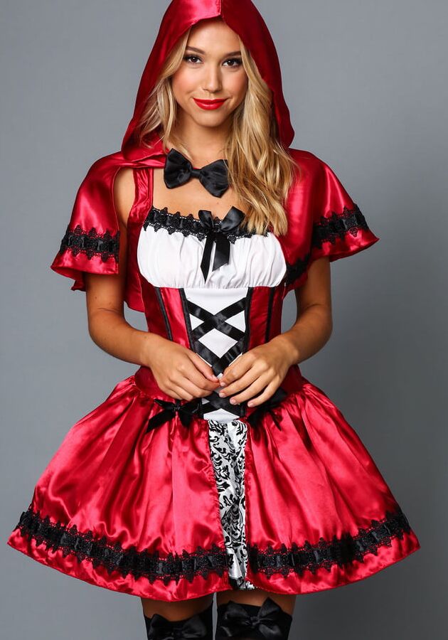 Alexis Ren - Every Day is Hallowe&;en
