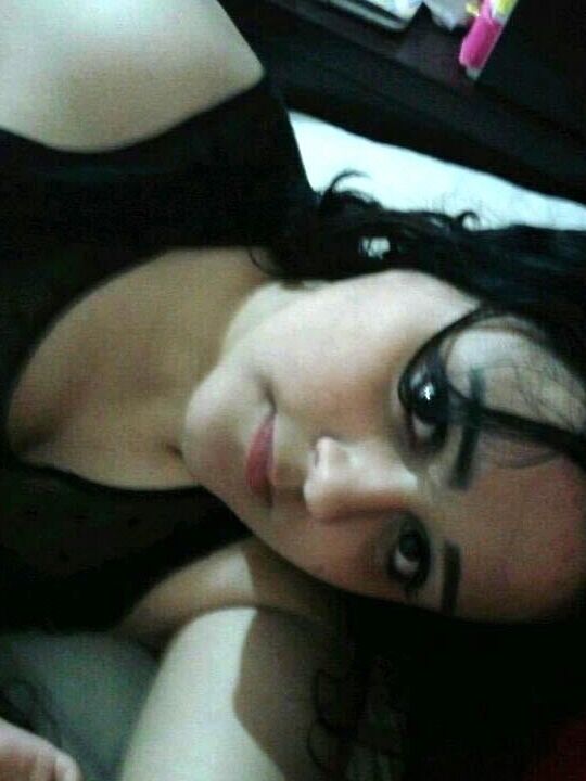 hijab selfie