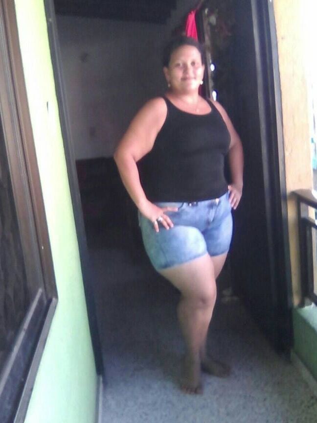 vale castillo bbw vagina ass culona