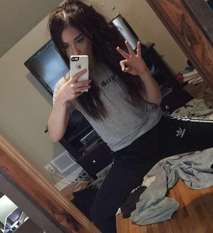 ADORABLE HOTTIE