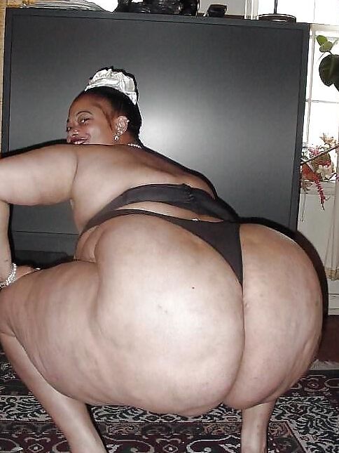 BBW and SSBBW Asses