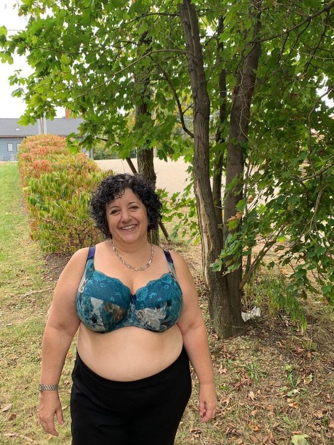 sexy plus size ladies in lingerie