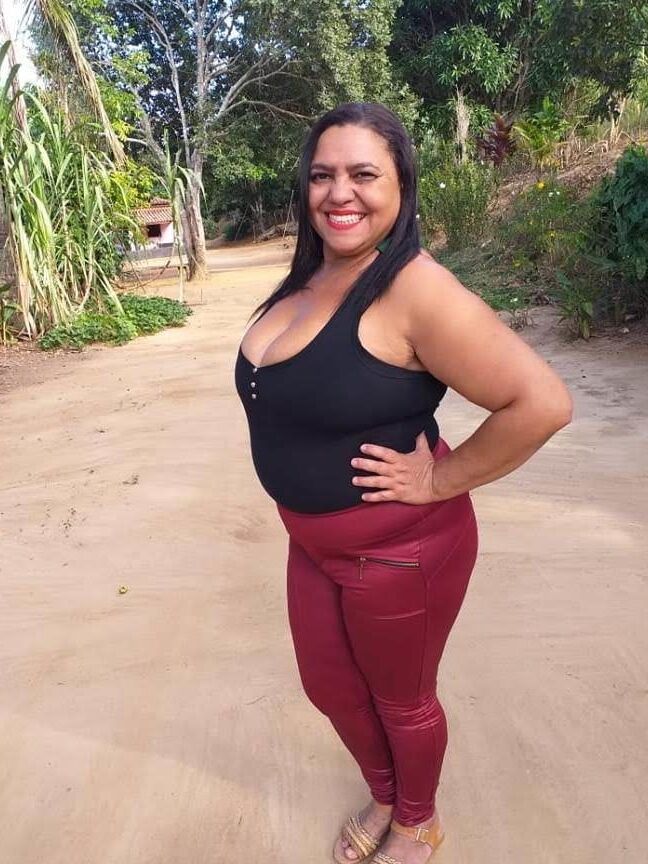 Brasileira gostosa (hot chubby)
