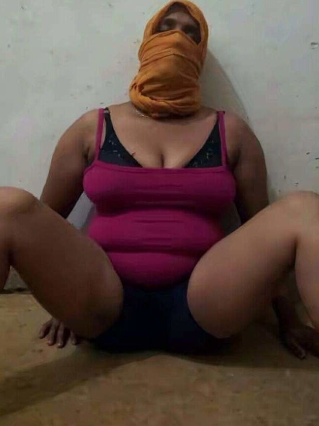 Chubby black bitch