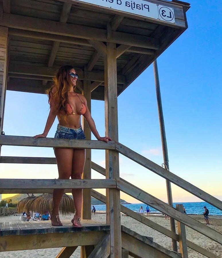 Who is this Brazilian or Spanish girl? Help