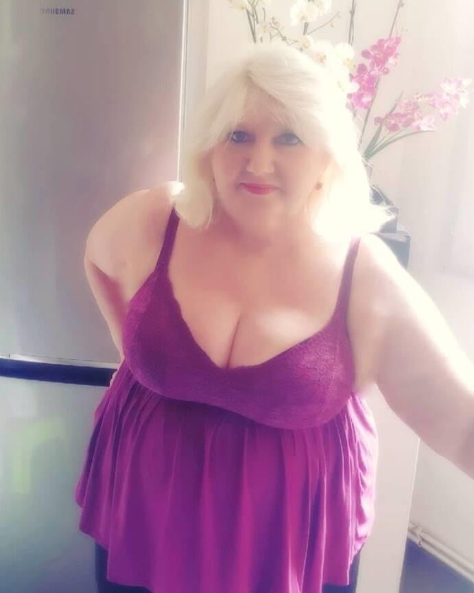 Charlotte Rion ... Faceb