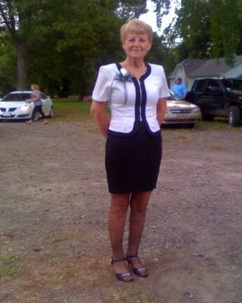 Unbelievable grandmas face to cum mix