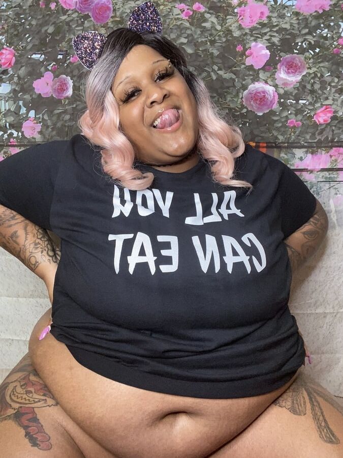 Hoodyman SSBBW . Do you want to be exposed as a fat pig
