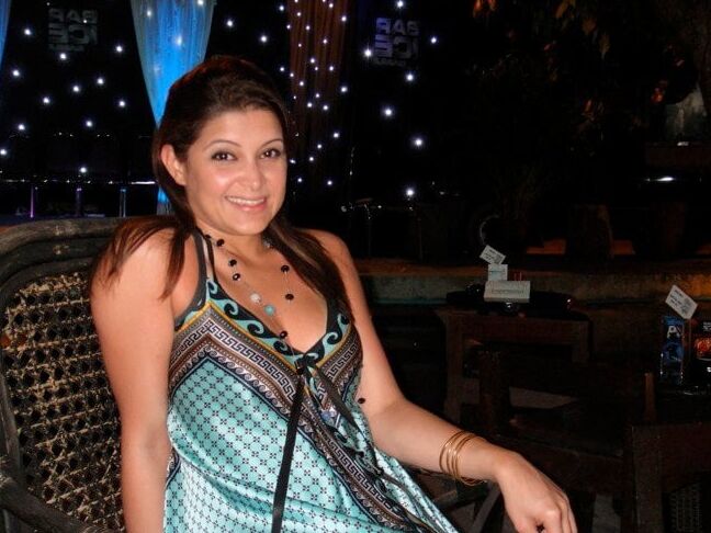 Sexy Desi and Paki MILFs