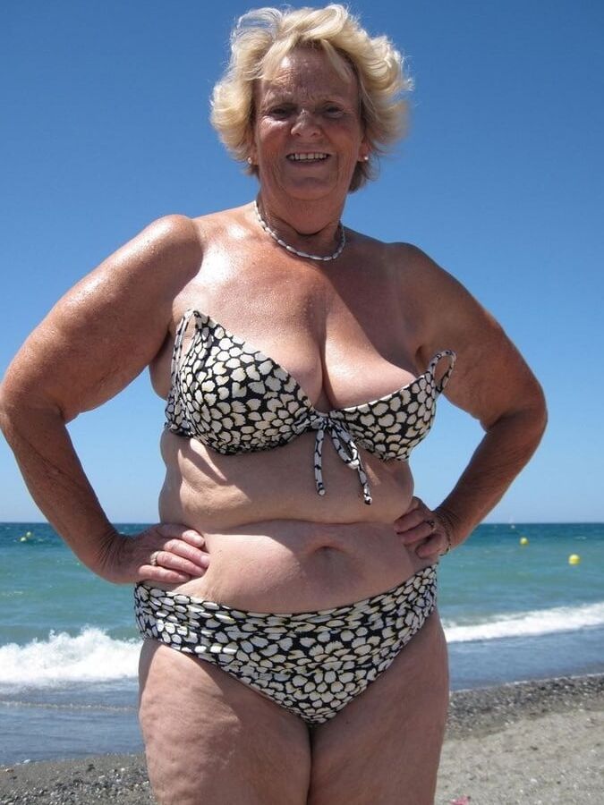 Bbw mix (Big older women in swimsuite)