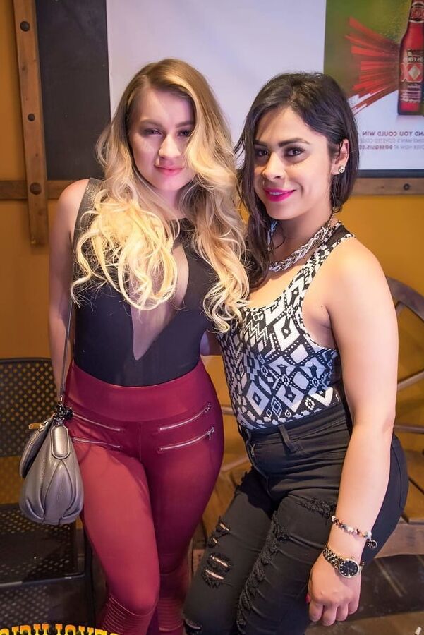 Sexy club latinas