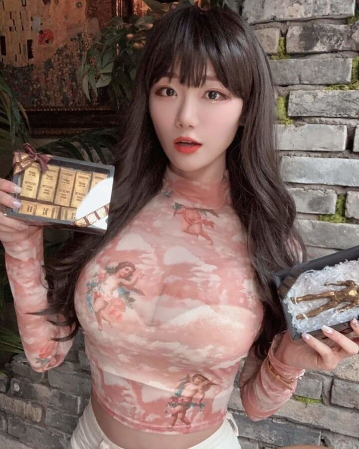 Busty asian goddess