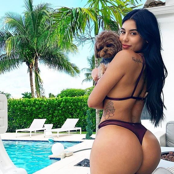 On Instagram- mia_francisss