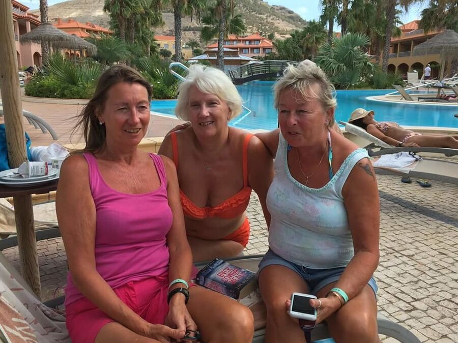 Rank the ladies (L to R)