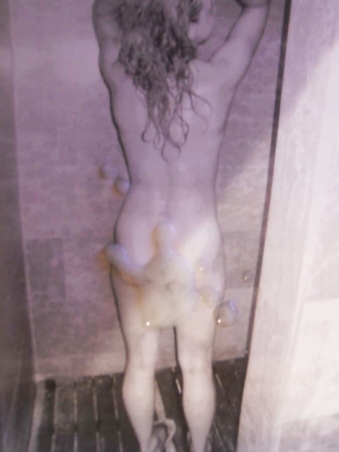 Cum on my UK wife