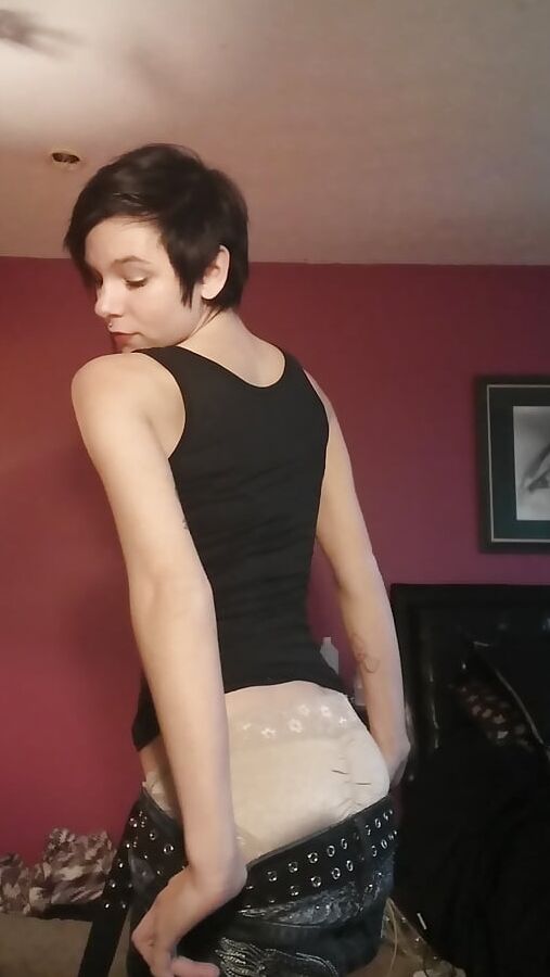 Submitted amateur brunette
