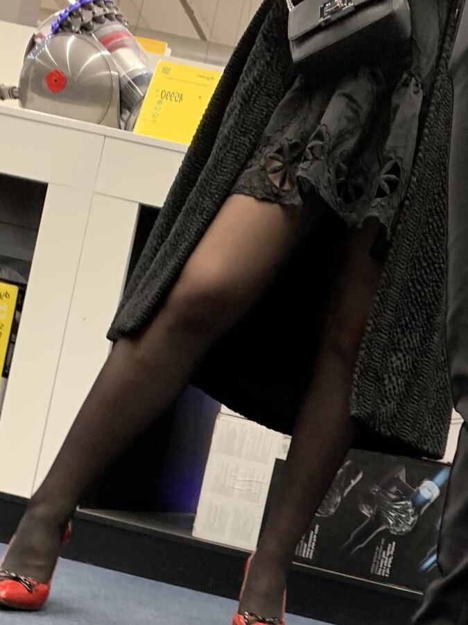 Beautiful milf sexy mom