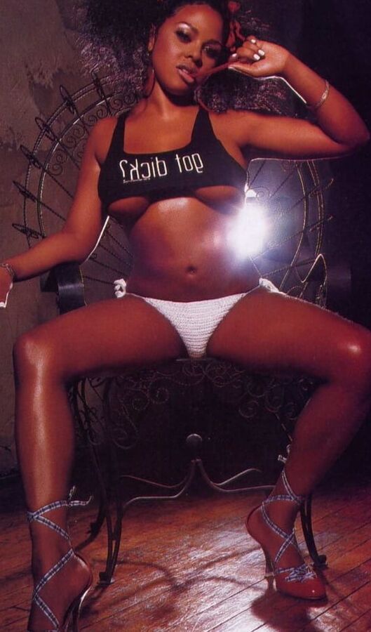Lil Kim: Ultimate Collection