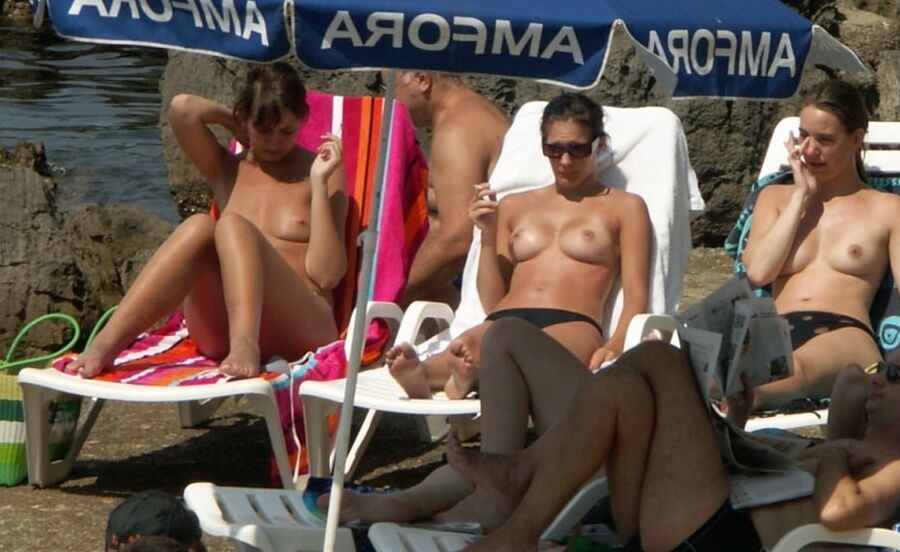 Titties in the sunshine