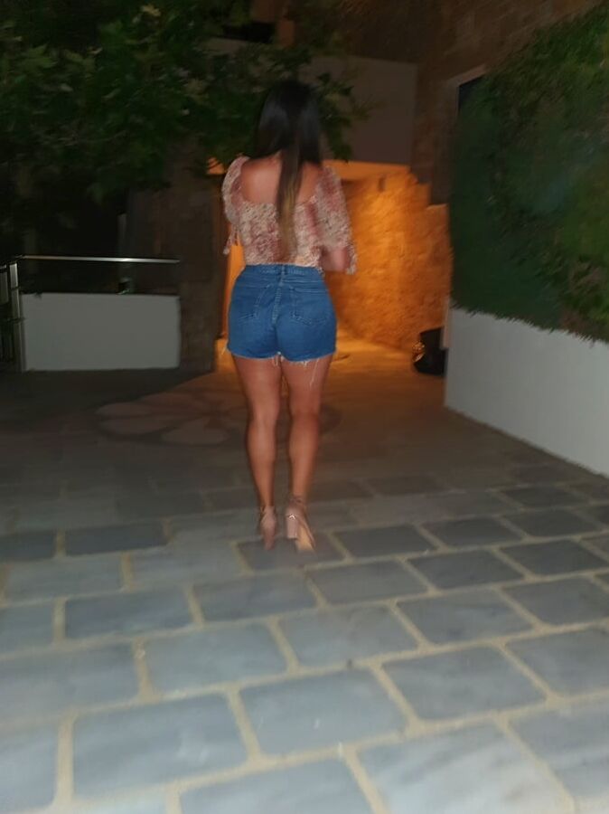 My girl flashing after long night